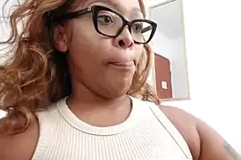 sexyTHANDO naked on cam for live sex chat