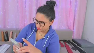 MeghanXO naked on cam for live sex chat