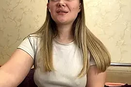 Hot_Caramellee naked on cam for live sex chat