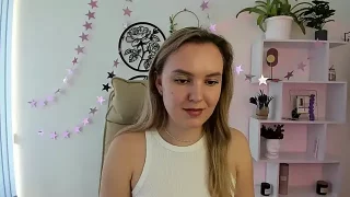 MiaLeew naked on cam for live sex chat