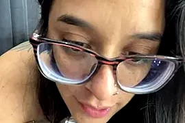 Ninnfa naked on cam for live sex chat