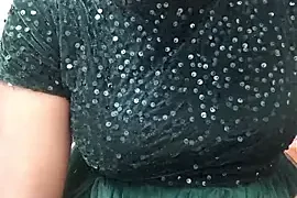 Priya282 naked on cam for live sex chat