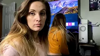 WhittyKhitty naked on cam for live sex chat