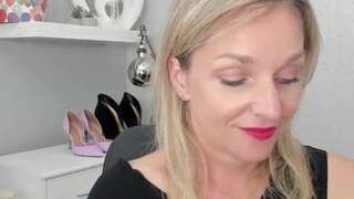AliciaGoddess85 nude on webcam in Live Sex Chat