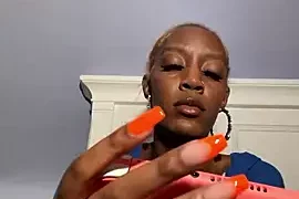 Bluesaphireee naked on cam for live sex chat