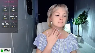 Juarnea naked on cam for live sex chat
