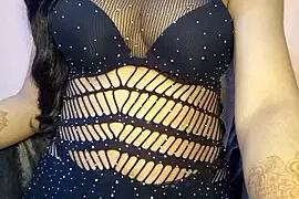 Awesomelusty naked on cam for live sex chat