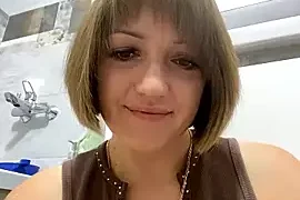 Amelie_Shy naked on cam for live sex chat