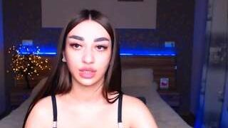 Carollina-Fox nude on webcam in Live Sex Chat
