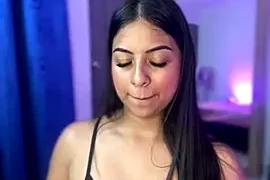 JuliethGrey naked on cam for live sex chat
