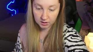 ollydoll nude on webcam in Live Sex Chat