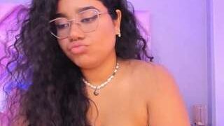 Amara-Rosee nude on webcam in Live Sex Chat