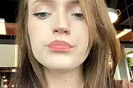 Jessi_meow naked on cam for live sex chat