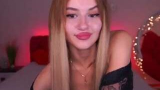 LiliDanger nude on webcam in Live Sex Chat
