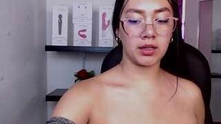 Meghanmjs nude on webcam in Live Sex Chat
