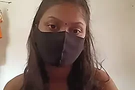 Nadia-2 naked on cam for live sex chat