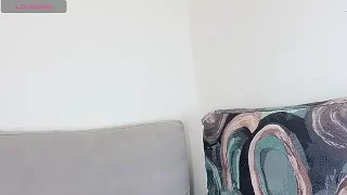 yoyoqueen naked on cam for live sex chat