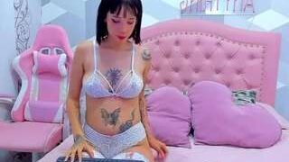 Amberbee nude on webcam in Live Sex Chat