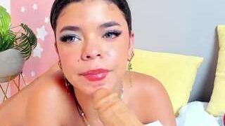 kenia28 nude on webcam in Live Sex Chat