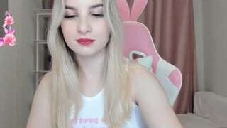 MiraSpaceGirl nude on webcam in Live Sex Chat