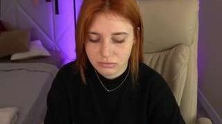 EmilyFoxy nude on webcam in Live Sex Chat