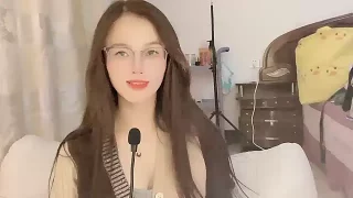 Krismil3 naked on cam for live sex chat