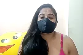 DIZZLING_DIVA naked on cam for live sex chat