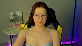 Emili-Gilbert nude on webcam in Live Sex Chat