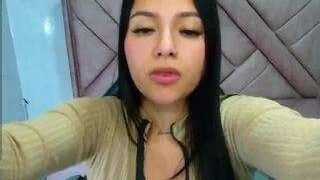 DAKOBIGTITS nude on webcam in Live Sex Chat