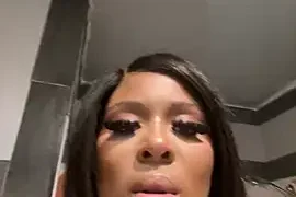 danielle333 naked on cam for live sex chat