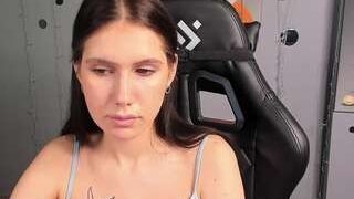 Lacna-Kiss nude on webcam in Live Sex Chat