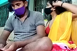 Sexy-Couple20 naked on cam for live sex chat