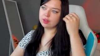 Milli-Blackberry nude on webcam in Live Sex Chat