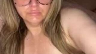 ivyann2130 nude on webcam in Live Sex Chat