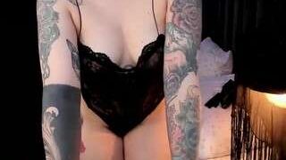 NiaMoonCrow nude on webcam in Live Sex Chat