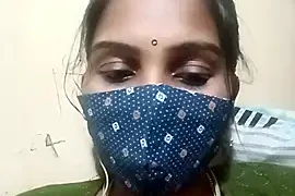 Tamil_roja17 naked on cam for live sex chat