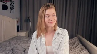 WhiteIotuss naked on cam for live sex chat