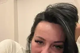 juicylucie naked on cam for live sex chat
