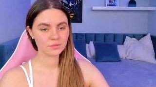 Kimberly-Warner nude on webcam in Live Sex Chat