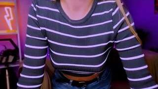 erin-terin nude on webcam in Live Sex Chat