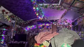 JulesLoves naked on cam for live sex chat