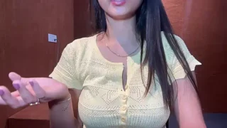 Smiley_Girl01 naked on cam for live sex chat