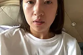 Olivia-l naked on cam for live sex chat