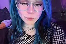 MaddisonHaas naked on cam for live sex chat