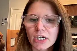 Riley_ray69 naked on cam for live sex chat