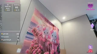 momo-2580 naked on cam for live sex chat