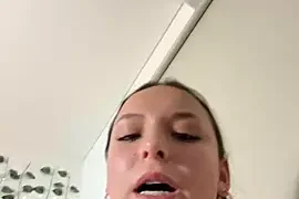 Aprilmer naked on cam for live sex chat