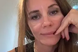 LucieMack naked on cam for live sex chat