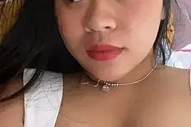 maianhcute naked on cam for live sex chat