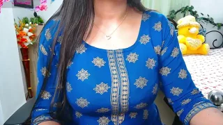 thyAnvi naked on cam for live sex chat